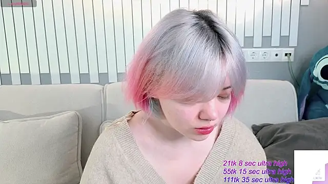 Snapshot of __KawaiiYuki__ chatting on 05/15/26, 03:57 KawaiiYuki online show from 05/15/26, 03:57