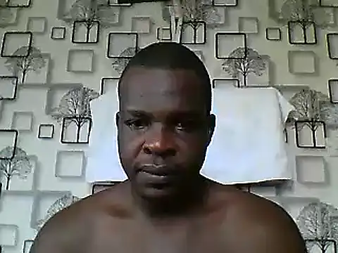 Snapshot of Chumba_001 chatting on 02/04/25, 04:37 Chumba 001 online show from 02/04/25, 04:37