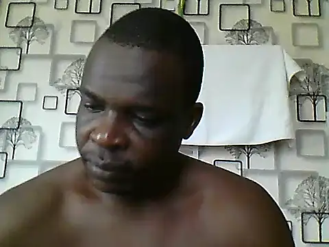 Snapshot of Chumba_001 chatting on 11/30/25, 05:22 Chumba 001 online show from 11/30/25, 05:22