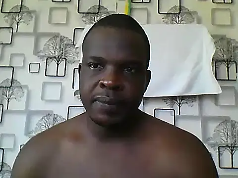 Snapshot of Chumba_001 chatting on 12/15/25, 06:28 Chumba 001 online show from 12/15/25, 06:28