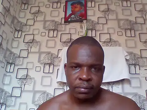 Snapshot of Chumba_001 chatting on 04/25/26, 01:41 Chumba 001 online show from 04/25/26, 01:41