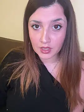 Snapshot of Novababy18 chatting on 02/01/25, 12:18 Novababy18 online show from 02/01/25, 12:18