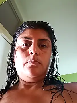 Snapshot of AlyDenalioficial chatting on 01/17/25, 06:23 AlyDenalioficial online show from 01/17/25, 06:23