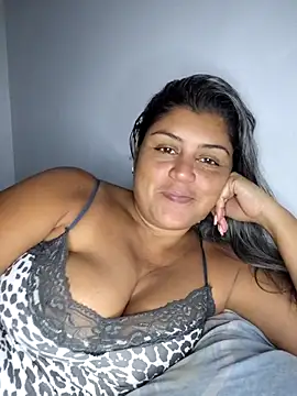 Snapshot of AlyDenalioficial chatting on 10/04/25, 06:06 AlyDenalioficial online show from 10/04/25, 06:06