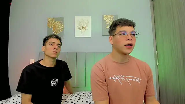 Snapshot of jake_and_joaquin chatting on 03/02/25, 01:36 jake and joaquin online show from 03/02/25, 01:36