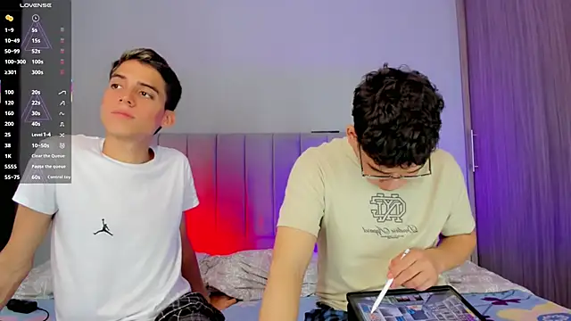 Snapshot of jake_and_joaquin chatting on 03/14/25, 11:01 jake and joaquin online show from 03/14/25, 11:01