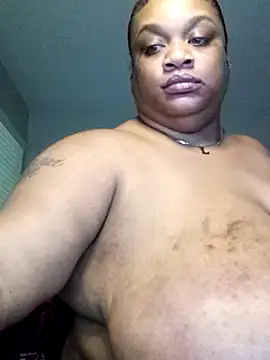 Snapshot of NaughtyHottieBBW chatting on 02/04/25, 10:45 NaughtyHottieBBW online show from 02/04/25, 10:45