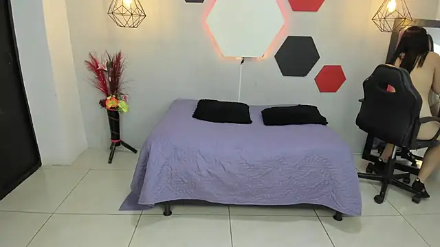 martinaclark online show from 02/02/25, 08:13