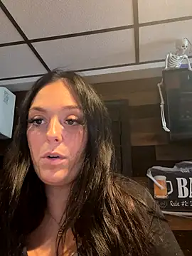 Snapshot of Chloexx69 chatting on 11/03/25, 05:14 Chloexx69 online show from 11/03/25, 05:14