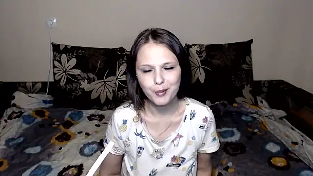 Snapshot of Nika_Shiny chatting on 06/01/26, 05:20 Nika Shiny online show from 06/01/26, 05:20