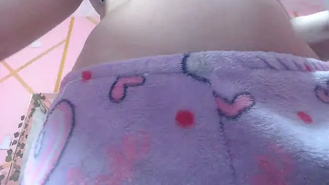 nadescomthxx online show from 12/05/24, 07:28