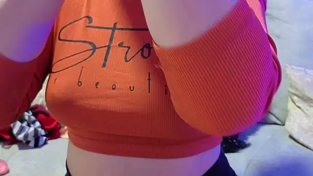 nadescomthxx online show from 12/20/25, 06:15