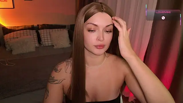 LancasterLady online show from 04/18/26, 05:06