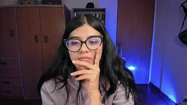 valerie  skyy online show from 01/24/25, 04:48