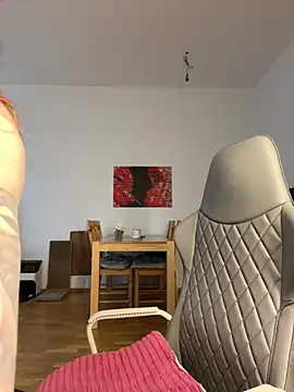 Mona-Peaches online show from 12/19/24, 12:23