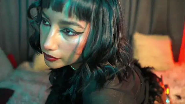 Snapshot of JulietaWinona chatting on 02/27/26, 10:43 JulietaWinona online show from 02/27/26, 10:43