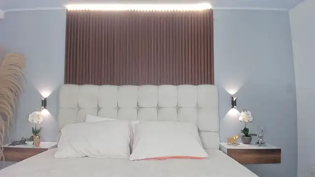 sofi potter  online show from 04/09/26, 11:10