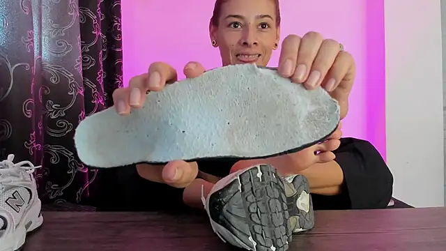 Mialenox online show from 12/29/24, 07:22