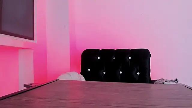 Mialenox online show from 03/07/25, 10:32