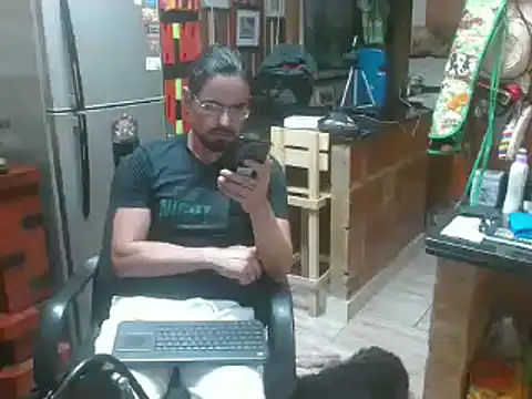 Dr Pocholate84 online show from 01/12/25, 12:28