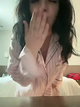 Snapshot of Chloe_Ricci chatting on 12/13/24, 10:19 Chloe Ricci online show from 12/13/24, 10:19