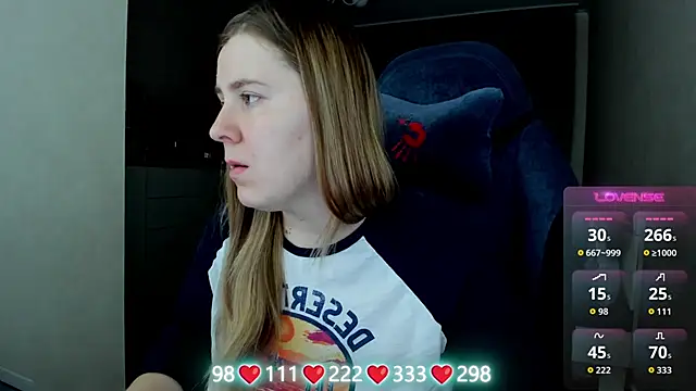 Olivia Munk online show from 03/04/26, 03:56