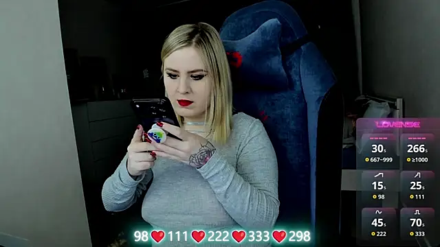 Olivia Munk online show from 04/02/26, 04:10