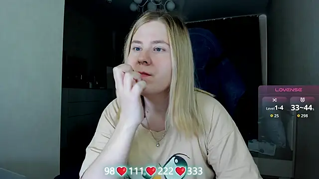 Snapshot of Olivia_Munk chatting on 06/11/26, 06:33 Olivia Munk online show from 06/11/26, 06:33