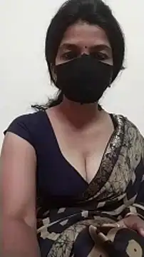 Snapshot of Shuttii_25 chatting on 01/13/25, 05:23 Shuttii 25 online show from 01/13/25, 05:23