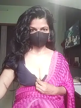 Snapshot of Shuttii_25 chatting on 09/11/25, 04:45 Shuttii 25 online show from 09/11/25, 04:45