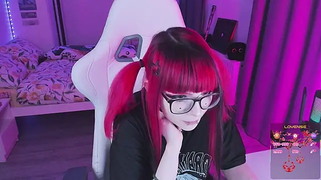 Yumi Youkai online show from 02/10/26, 04:44