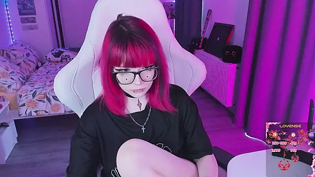 Yumi Youkai online show from 03/19/26, 09:57