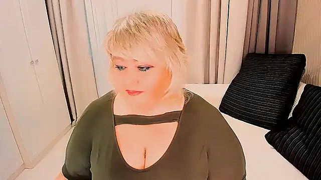 BIGTITSBBW online show from 10/15/25, 06:24