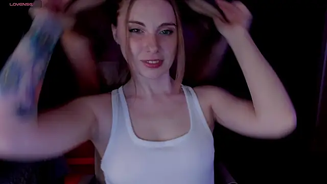 Aqualen online show from 11/23/25, 02:50