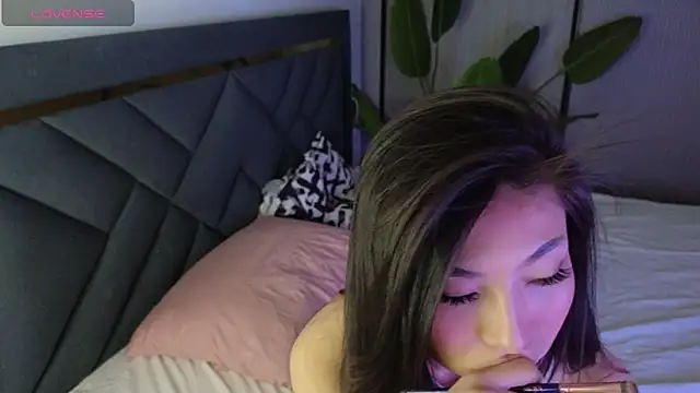 TrishaRey online show from 03/29/26, 04:56