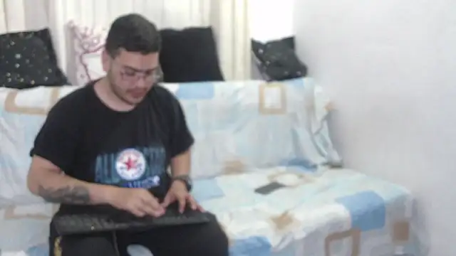 luxury sex 17 online show from 04/24/26, 10:45