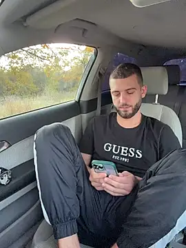 ElChapoGuzman95 online show from 10/29/25, 05:42