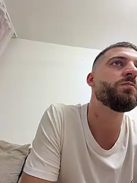 ElChapoGuzman95 online show from 11/28/25, 07:16