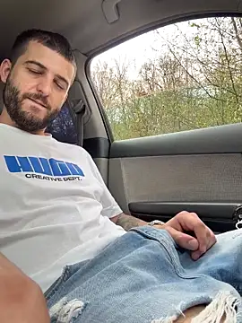 ElChapoGuzman95 online show from 04/15/26, 07:37