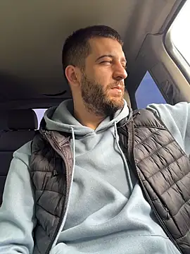 ElChapoGuzman95 online show from 04/16/26, 06:58