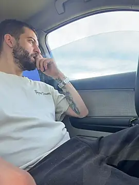 ElChapoGuzman95 online show from 04/23/26, 05:52