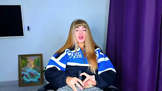  comefeelme  online show from 10/27/25, 03:10