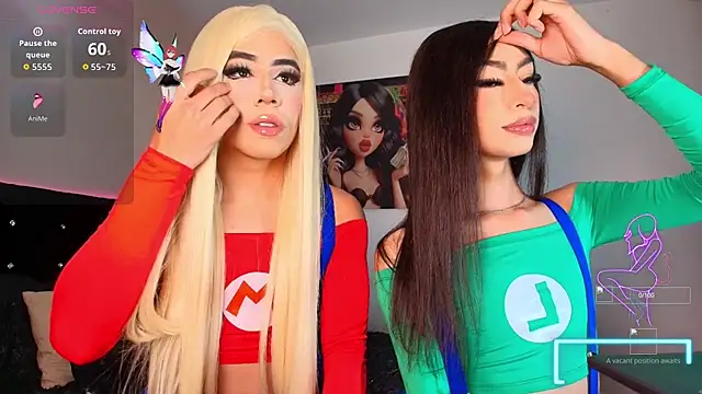 NahiaFox online show from 10/31/25, 12:28