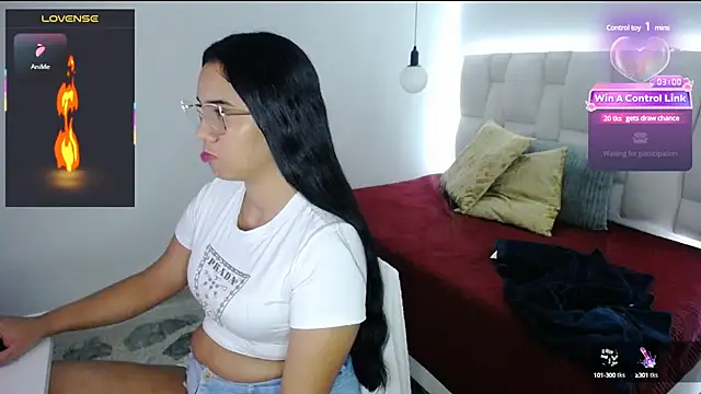 tiffany  pink online show from 02/12/25, 10:48