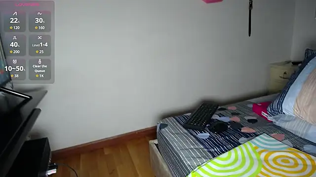 tiffany  pink online show from 12/18/25, 08:59