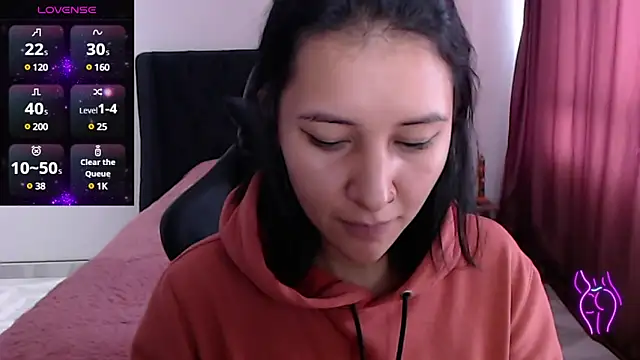 Snapshot of Fleurmeyer79 chatting on 02/25/25, 02:11 Fleurmeyer79 online show from 02/25/25, 02:11