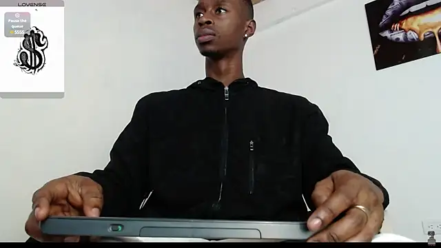 Snapshot of drake_brwon_23 chatting on 03/03/25, 02:26 drake brwon 23 online show from 03/03/25, 02:26
