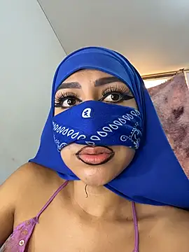  alabina  online show from 10/31/25, 05:25