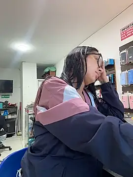  alabina  online show from 04/16/26, 03:02