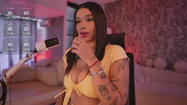 HannahW  online show from 09/10/25, 06:52